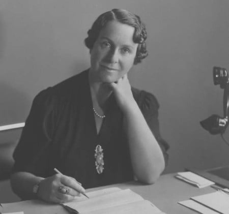 Historical Female Engineers to Remember for Their Contributions to the Foundations of Electrical Engineering