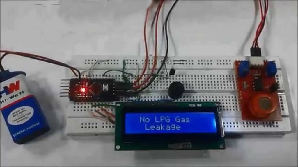 Lpg Gas Leakage Detector Using Arduino Arduino Maker Pro 7469