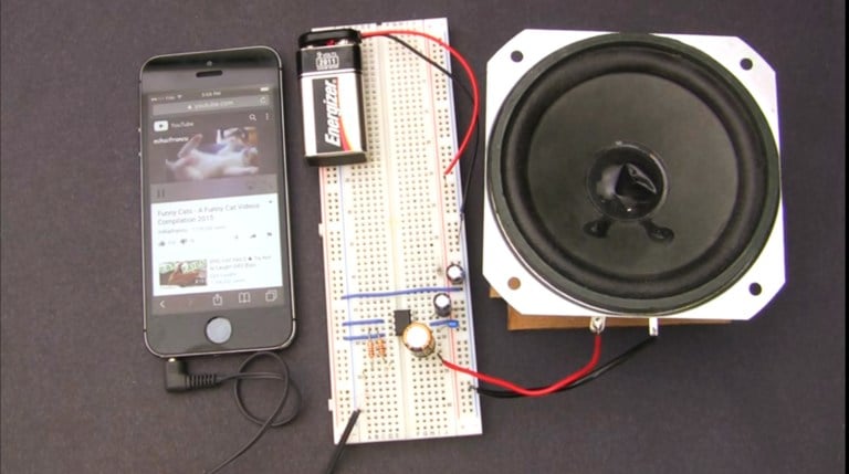 Audio Amplifier Circuit Using LM386 Breadboard Maker Pro