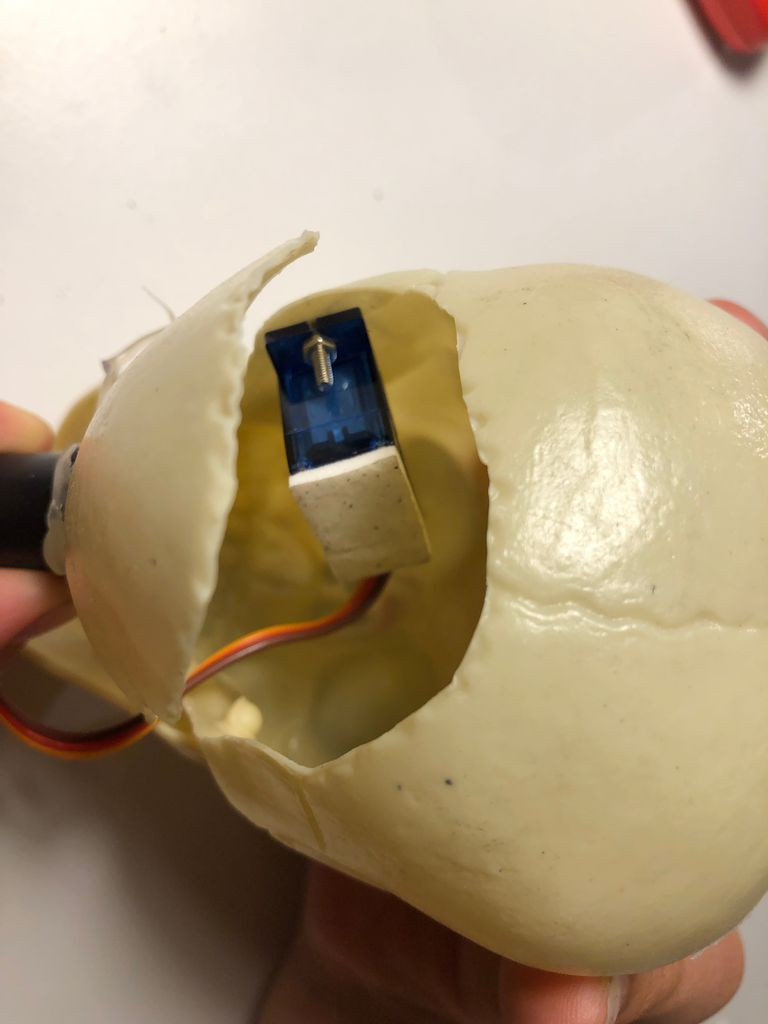 Face Tracking and Smile Detecting Halloween Robots | Arduino | Maker Pro