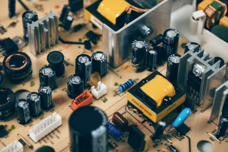 How to Find the Right Electronic Components for Your Projects