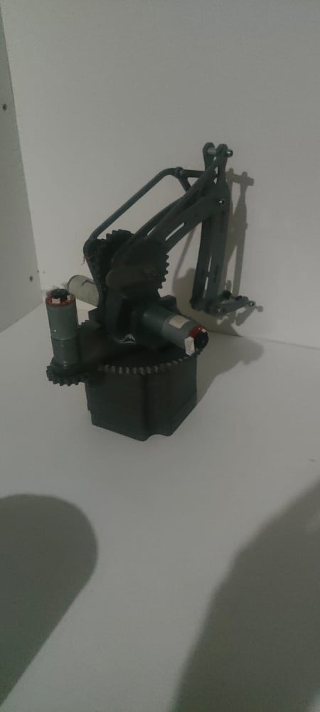 🦾 Smart SortBot: CLB-Guided Robotic Classification System