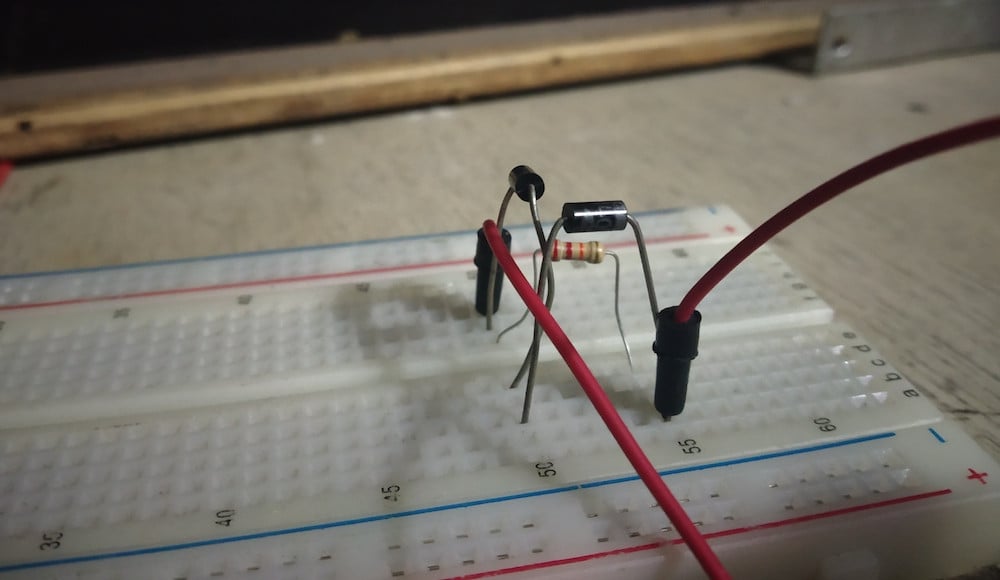 DIY Uninterruptible Power Supply (UPS) for Raspberry Pi 4 Raspberry